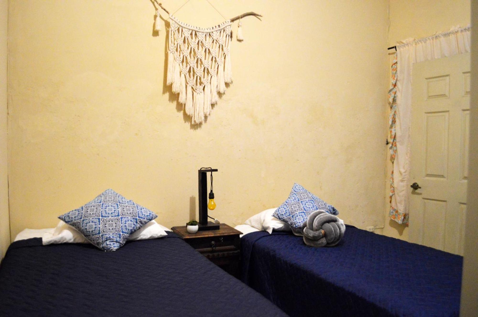 אנטיגואה גואטמלה Ave Del Paraiso Guest House מראה חיצוני תמונה